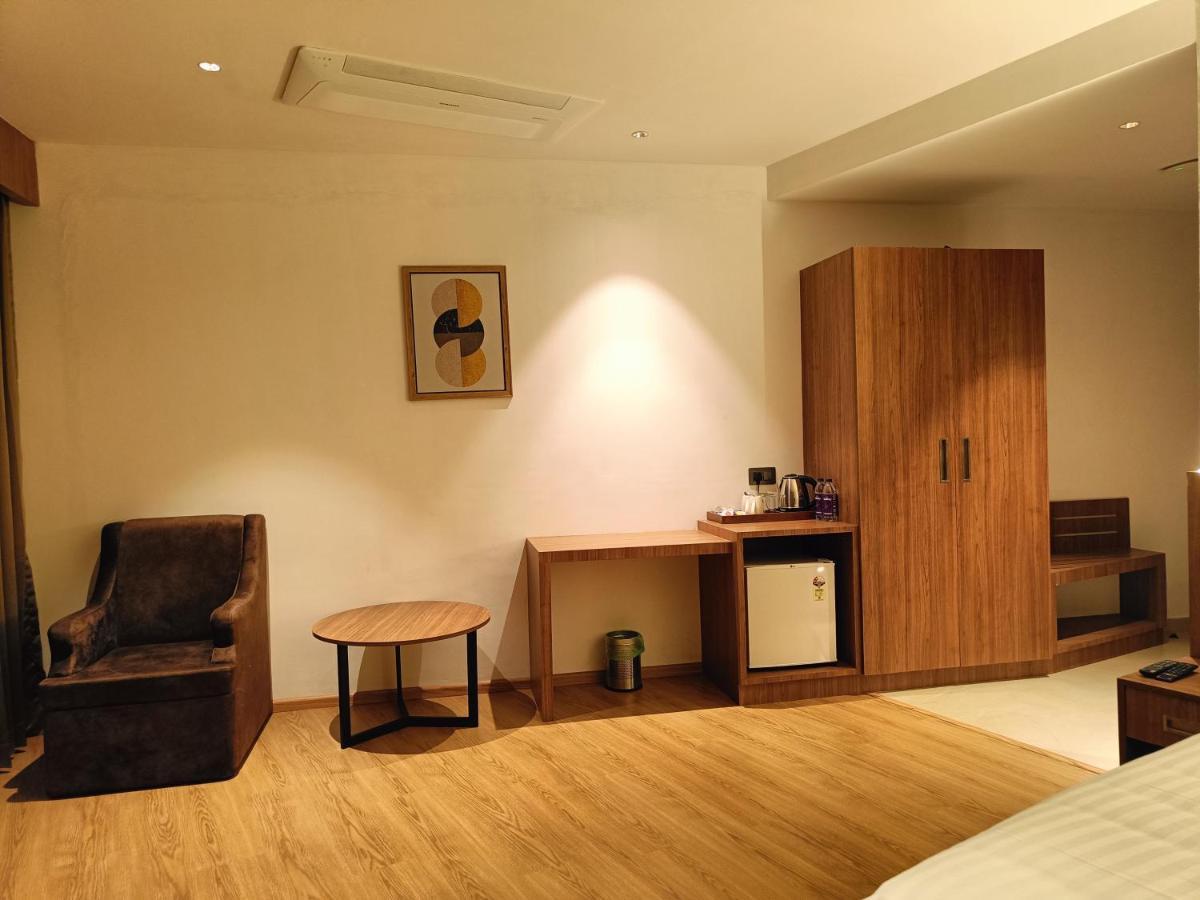 Hotel Sky Sierra Wayanad Kalpetta Kültér fotó
