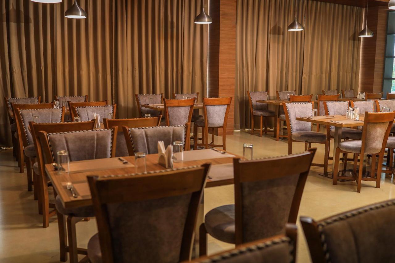 Hotel Sky Sierra Wayanad Kalpetta Kültér fotó