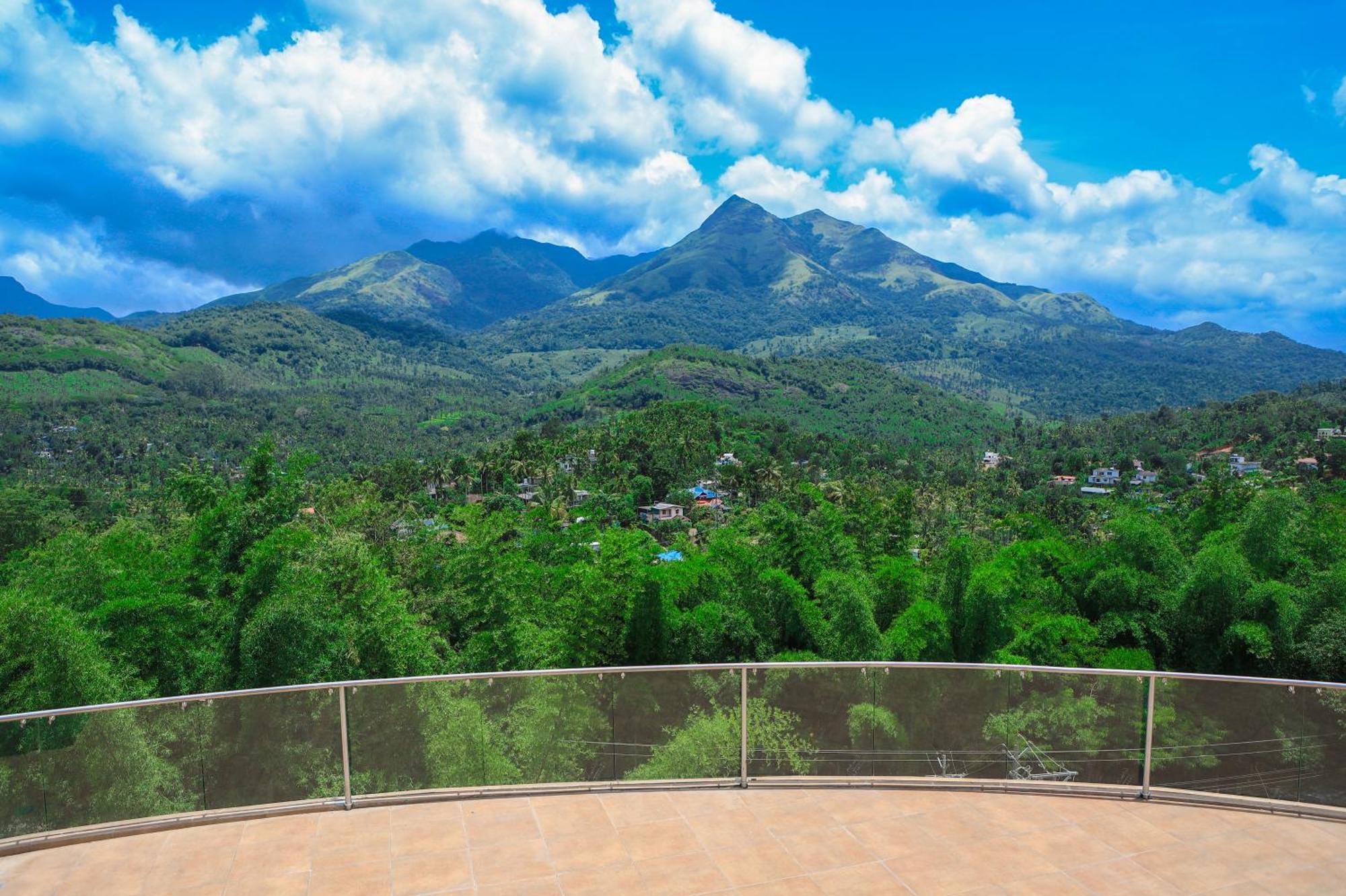Hotel Sky Sierra Wayanad Kalpetta Kültér fotó